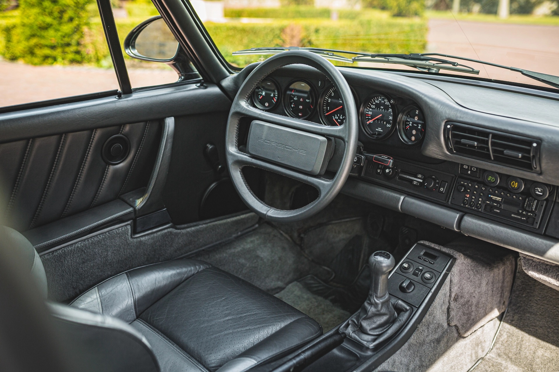 Porsche 959 prototype interior