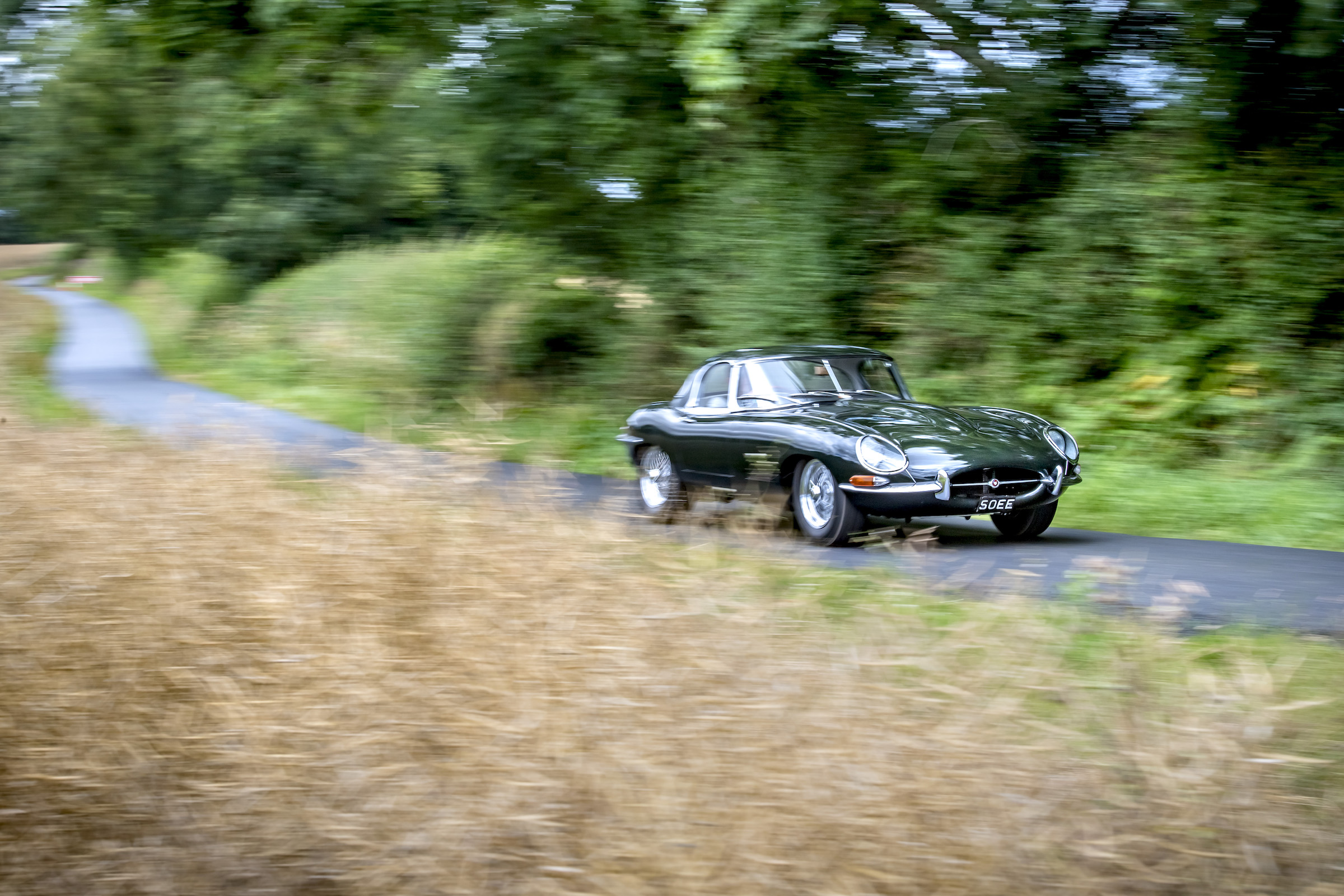 Jaguar E-Type Sustain fuel