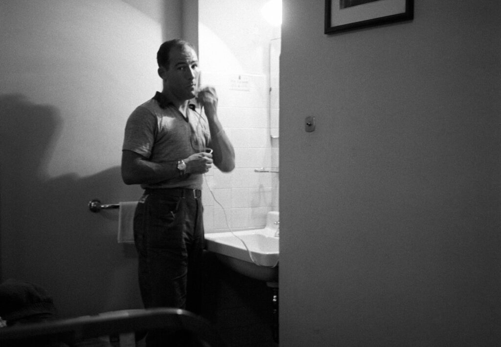 Stirling Moss shaving