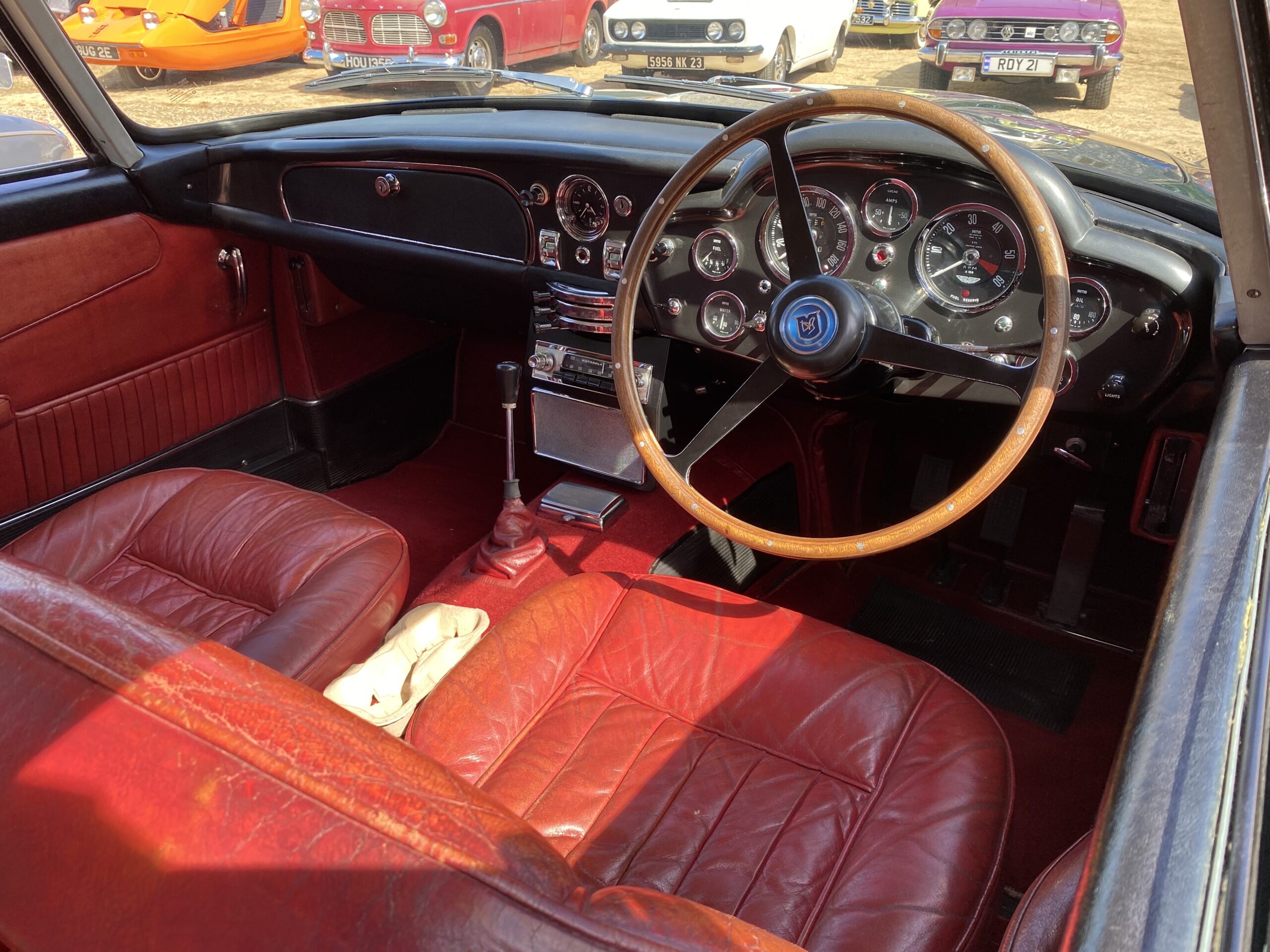 Aston Martin DB5 interior