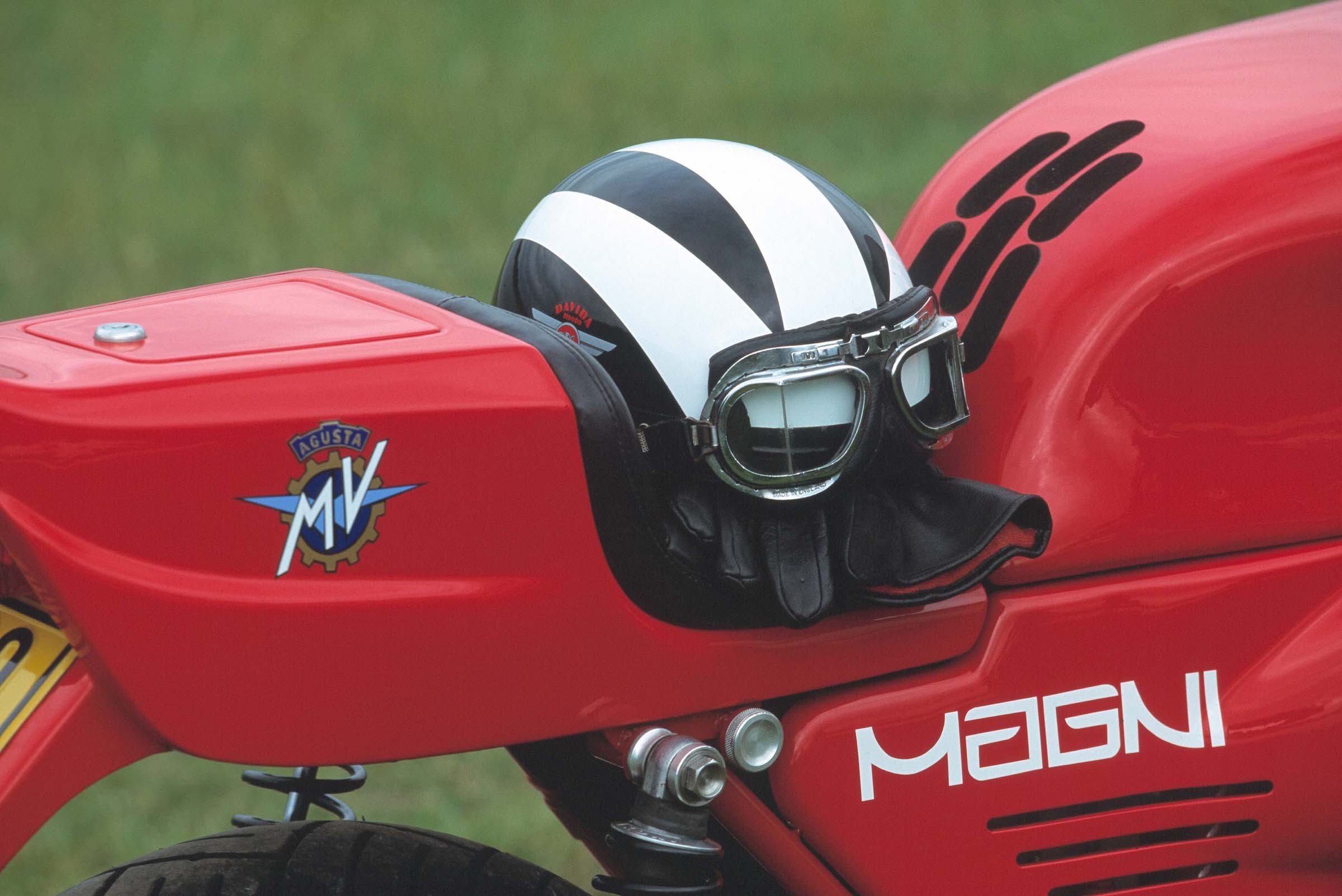MV Agusta Magni helmet