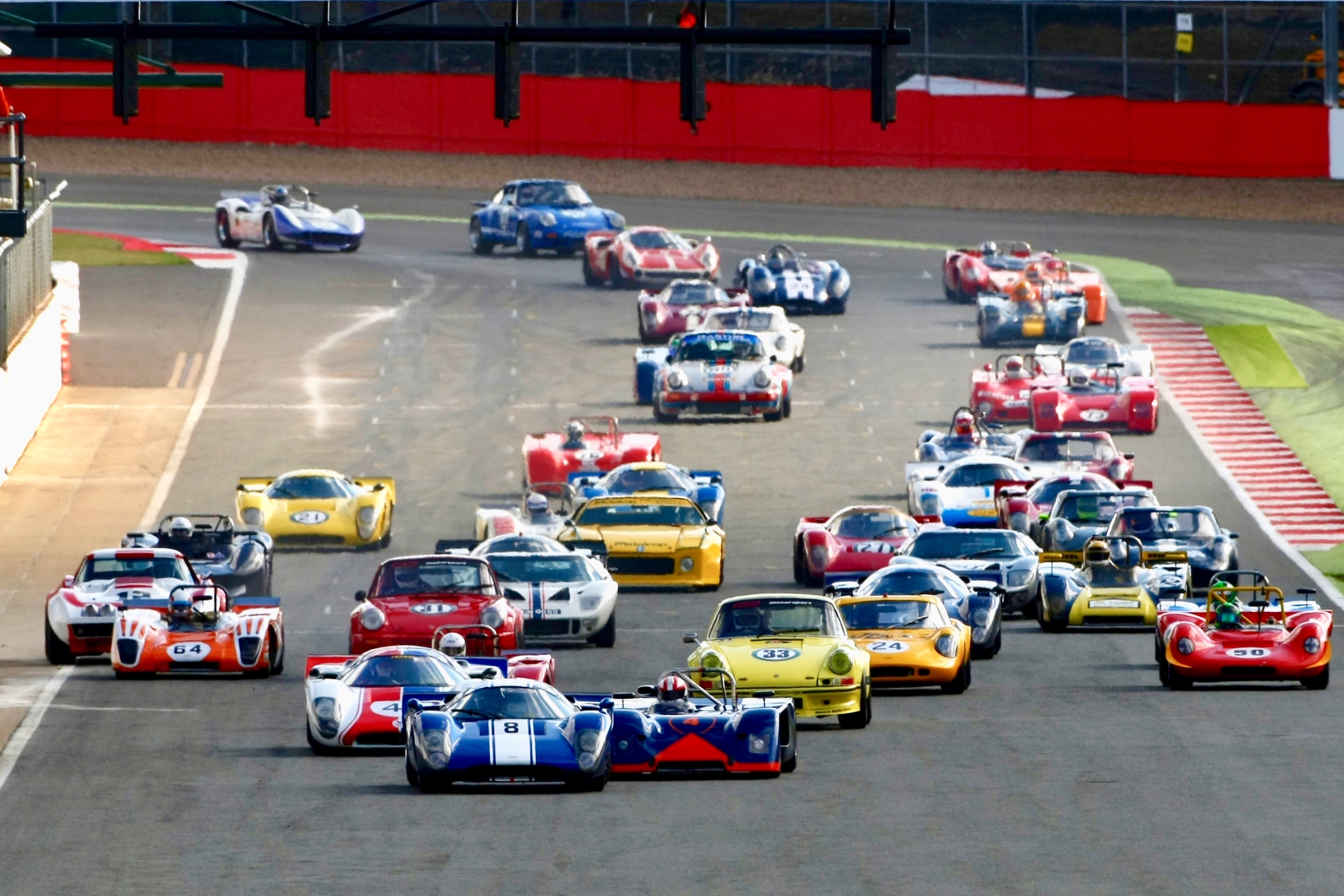 Livestream: Watch all of Silverstone Classic here, now!