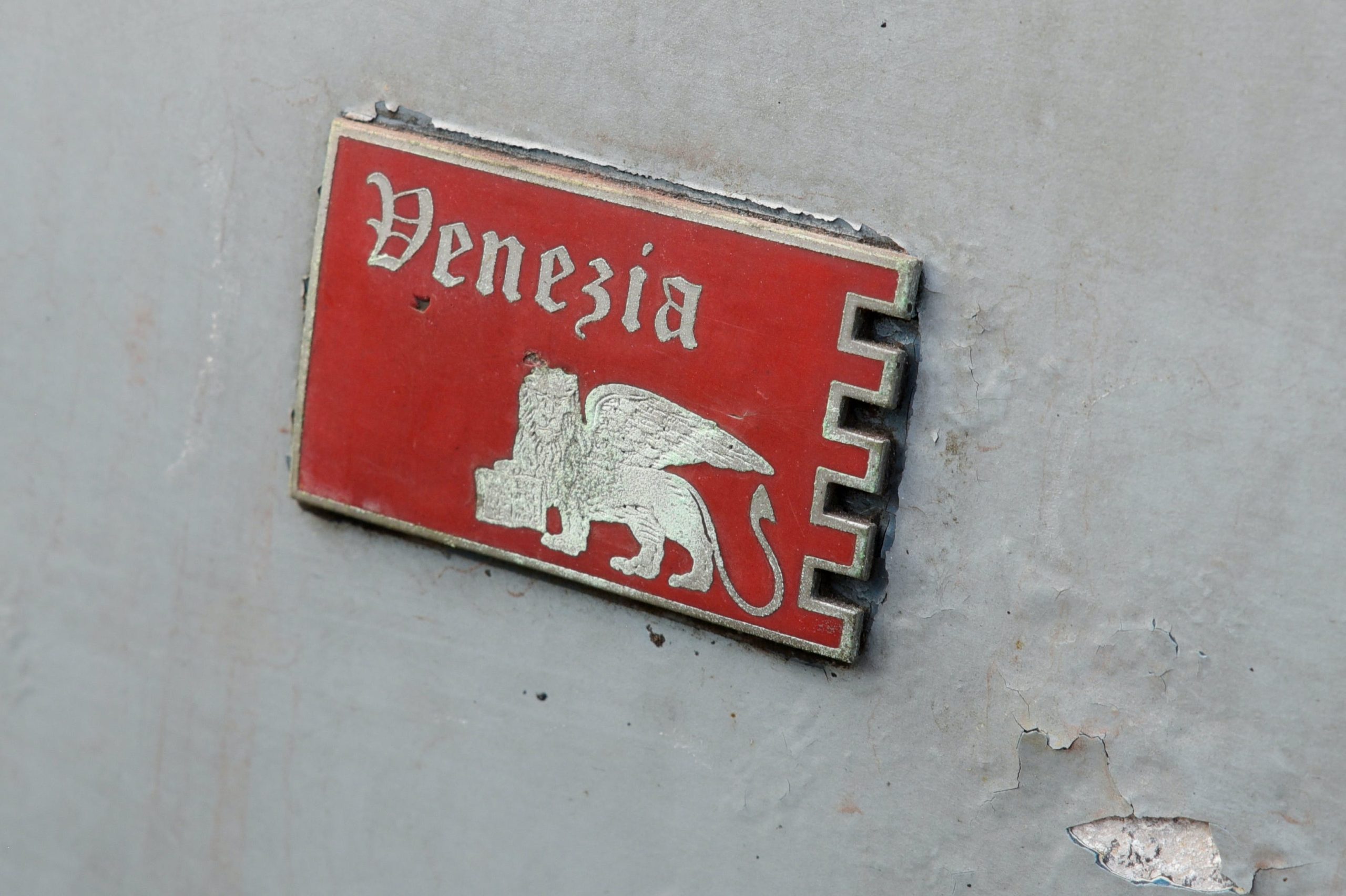 Sunbeam Venezia badge