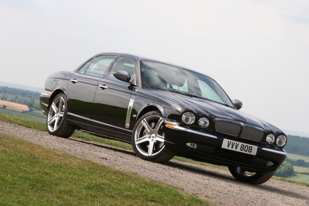 Jaguar X350 XJR