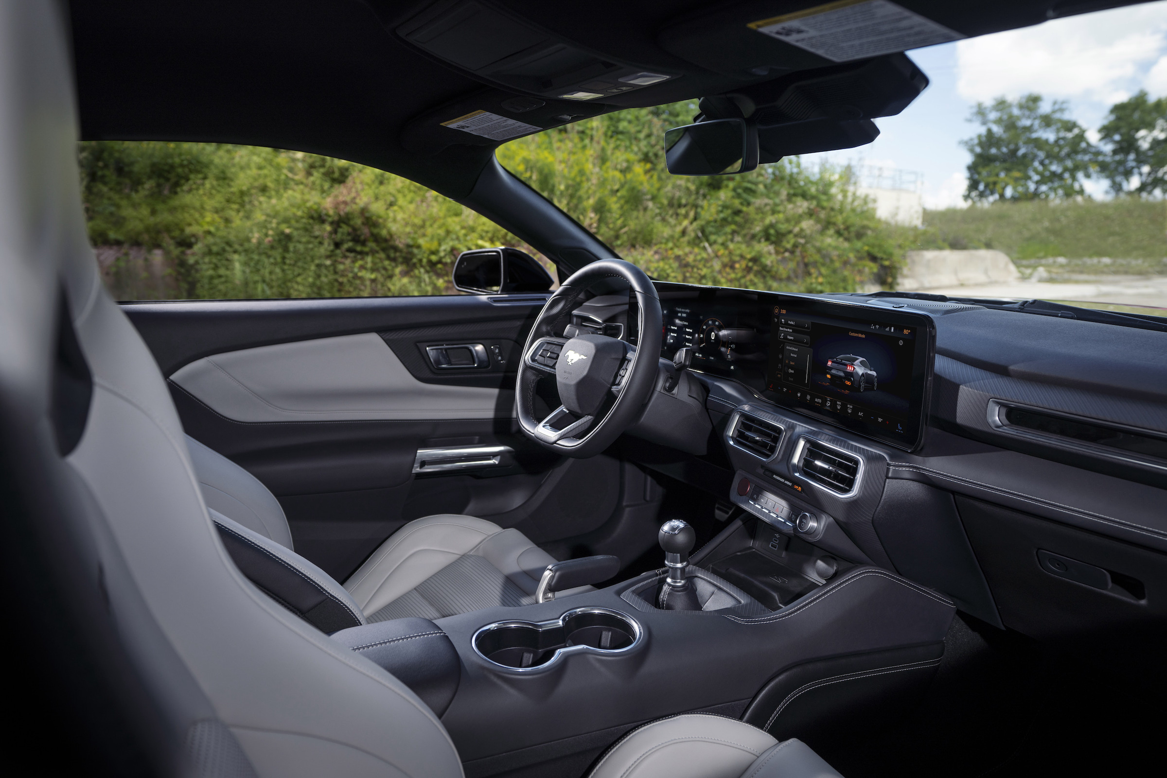 2024 Ford Mustang interior