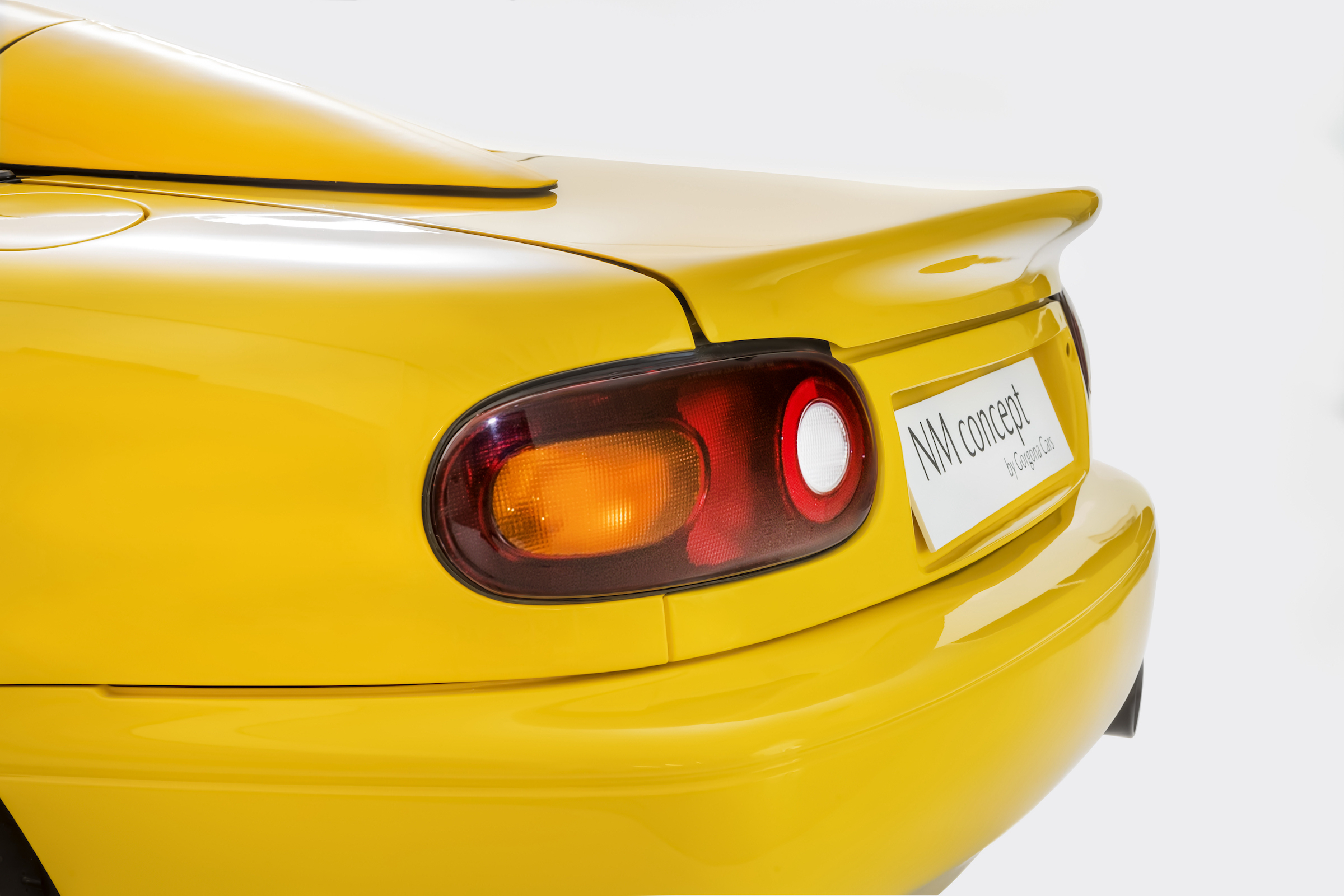 Mazda MX-5 Gorgona NM lights