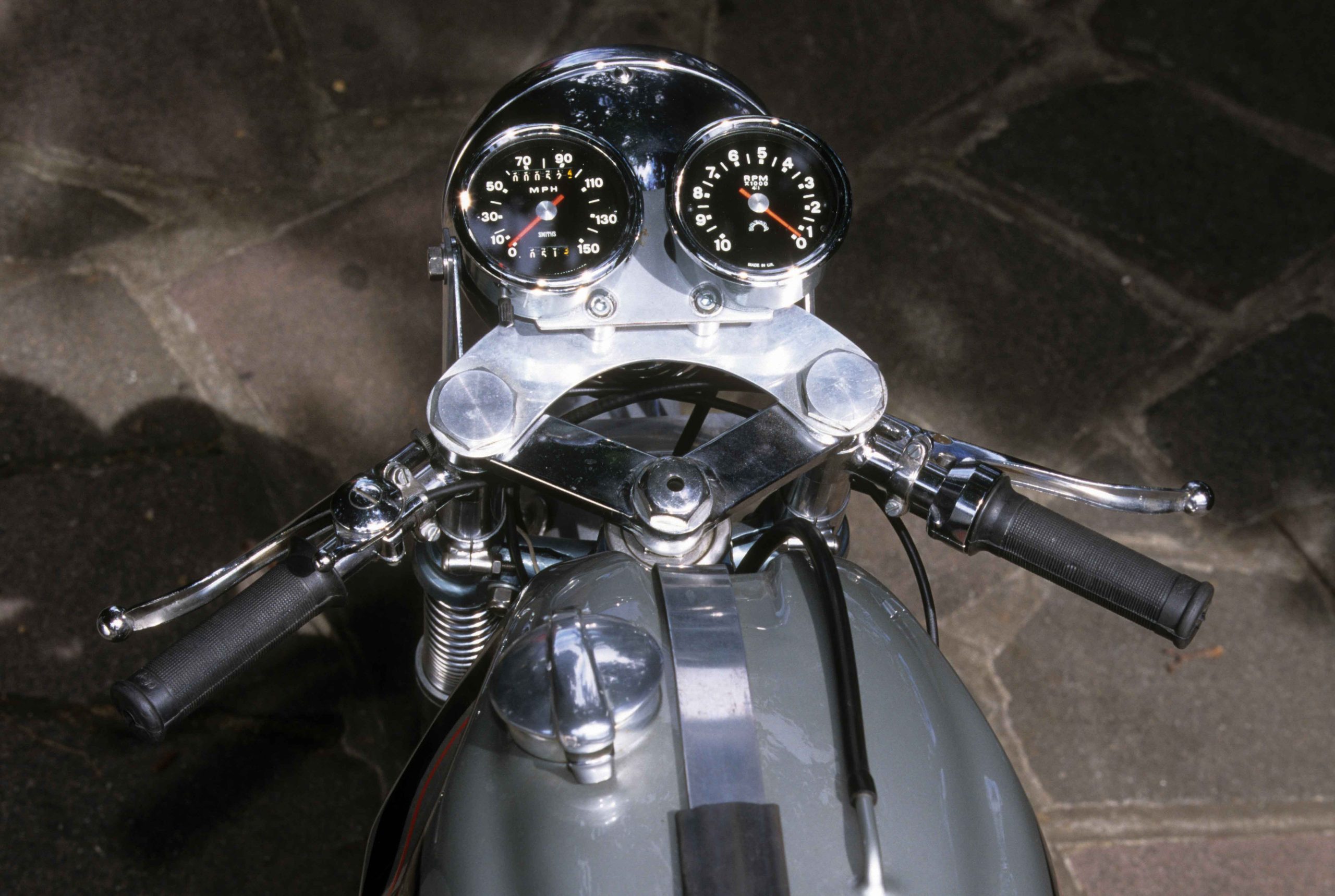 thumbnail image 2 of Spit Fuel Catalyst – Run On 95 Unleaded – No Additive Required – For Ducatti, Racer, Dresda, Triton, DKW 2 of 6