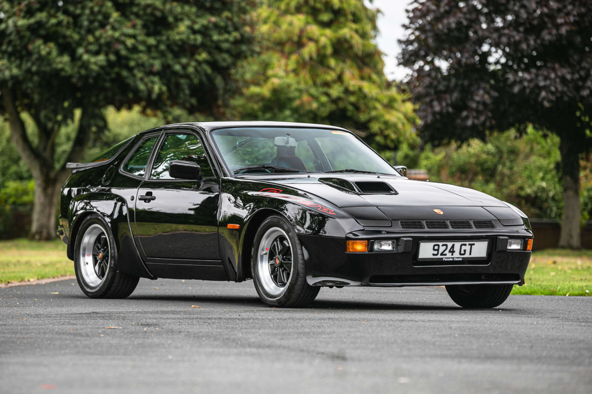 Black Rose: Rockstar manager’s 924 Carrera GT up for auction