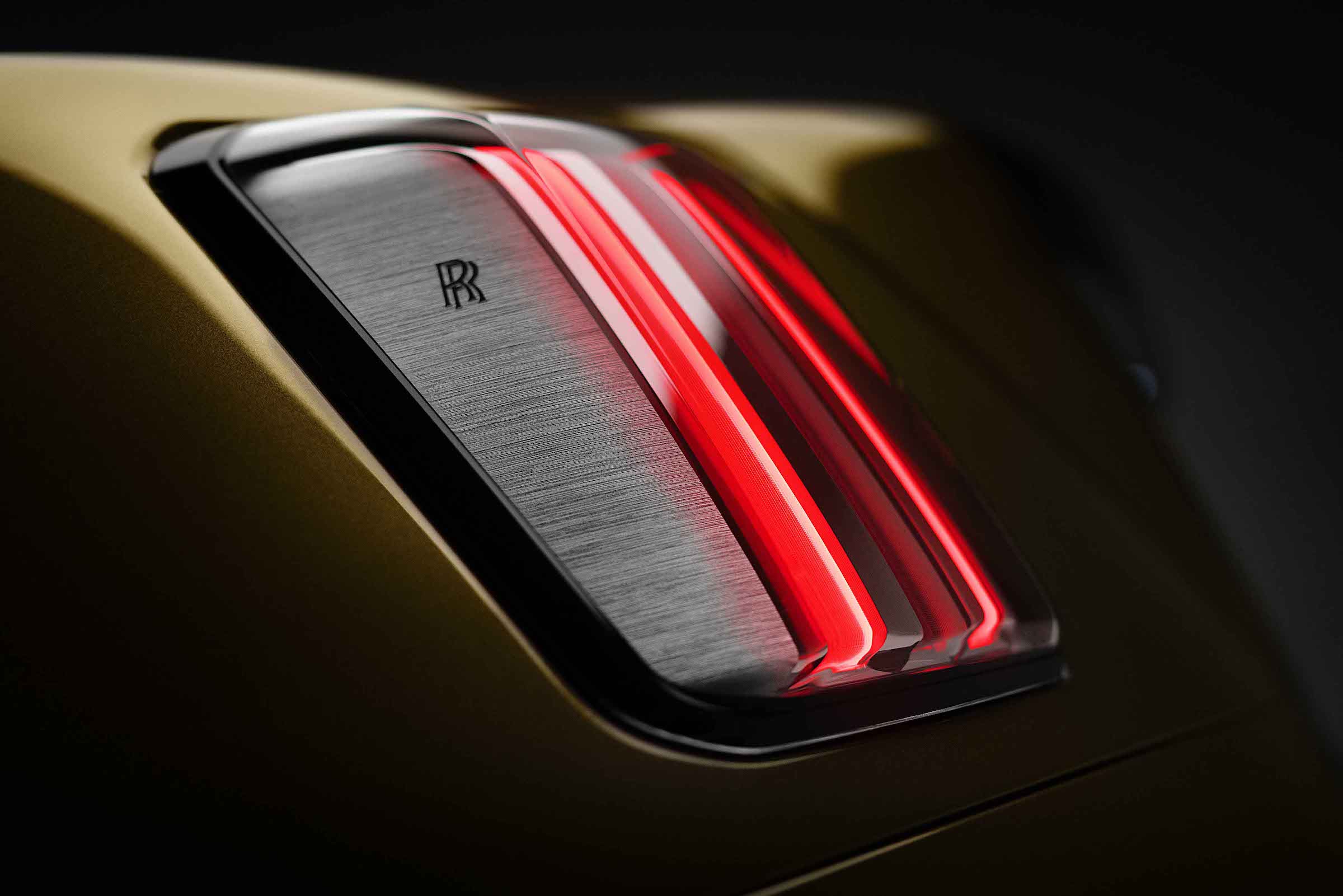 Rolls-Royce Spectre lights