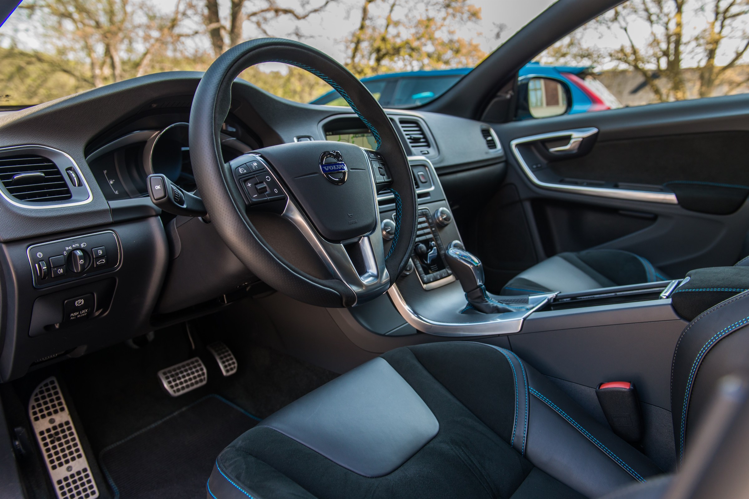 Volvo V60 Polestar interior