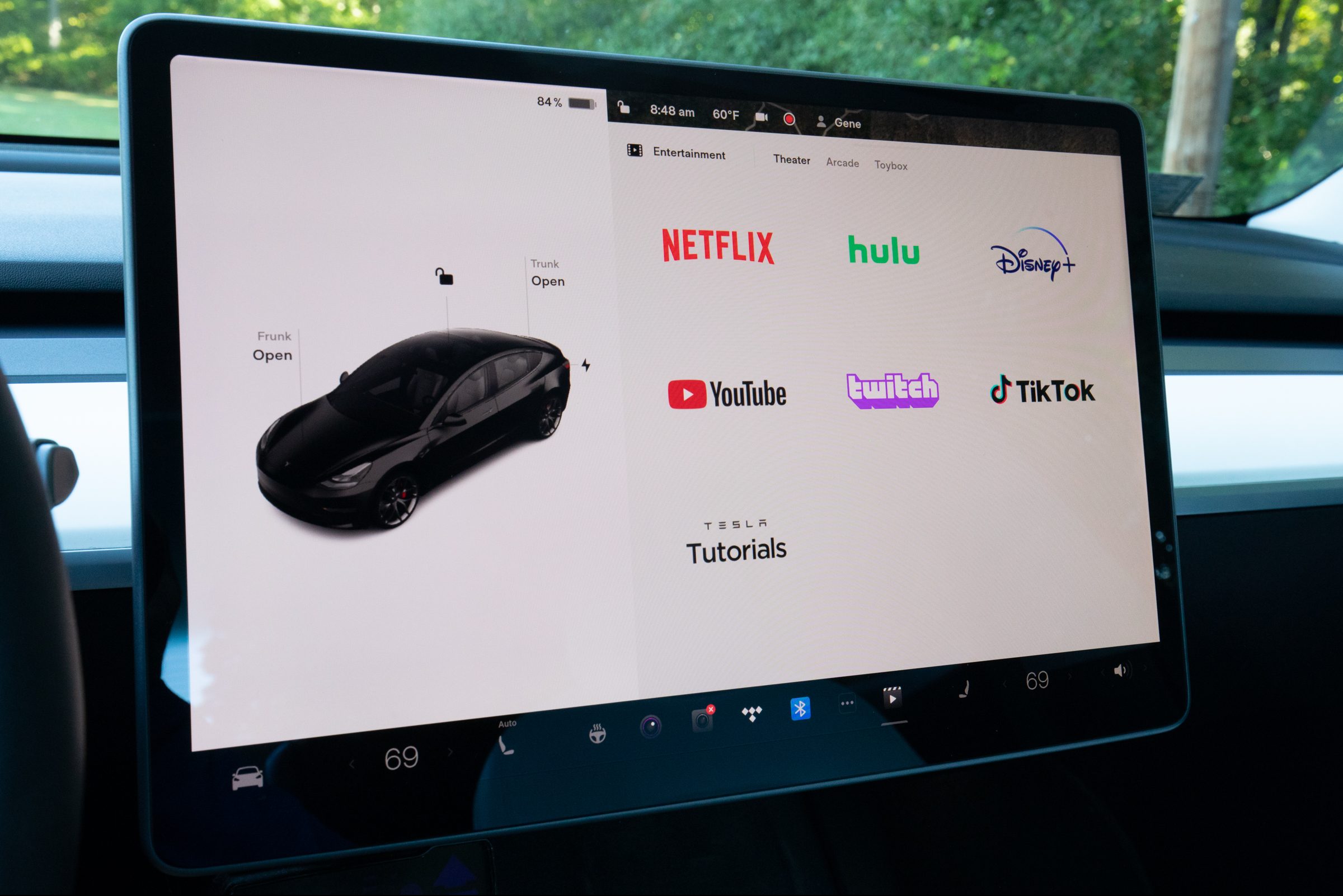 Tesla Model 3 screen