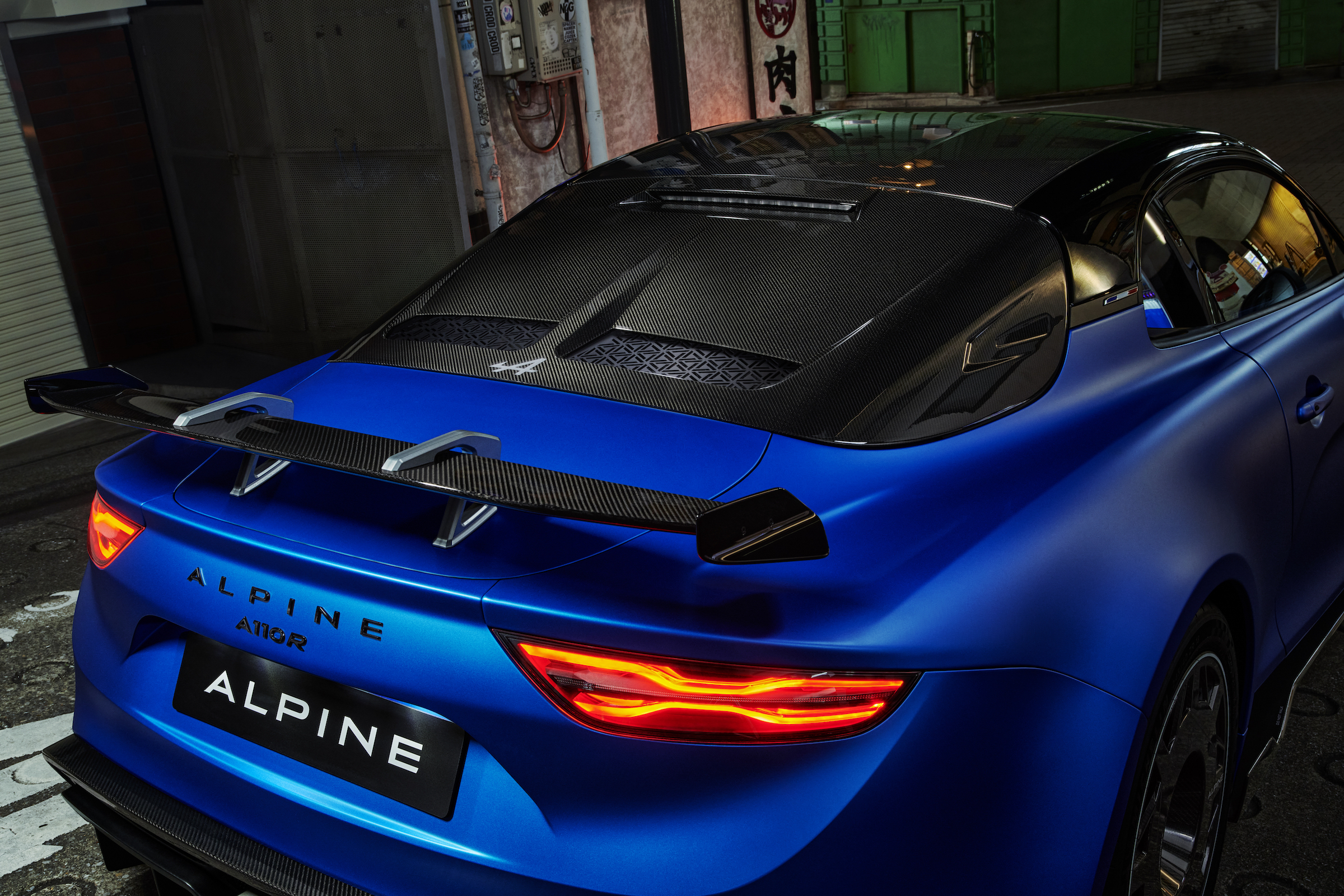 Alpine A110 R wing