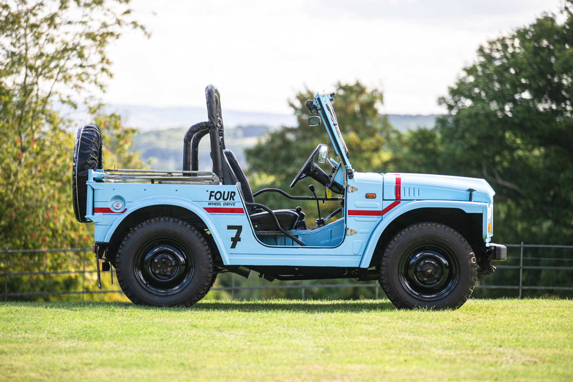 Ex-Barry Sheene Suzuki LJ80R