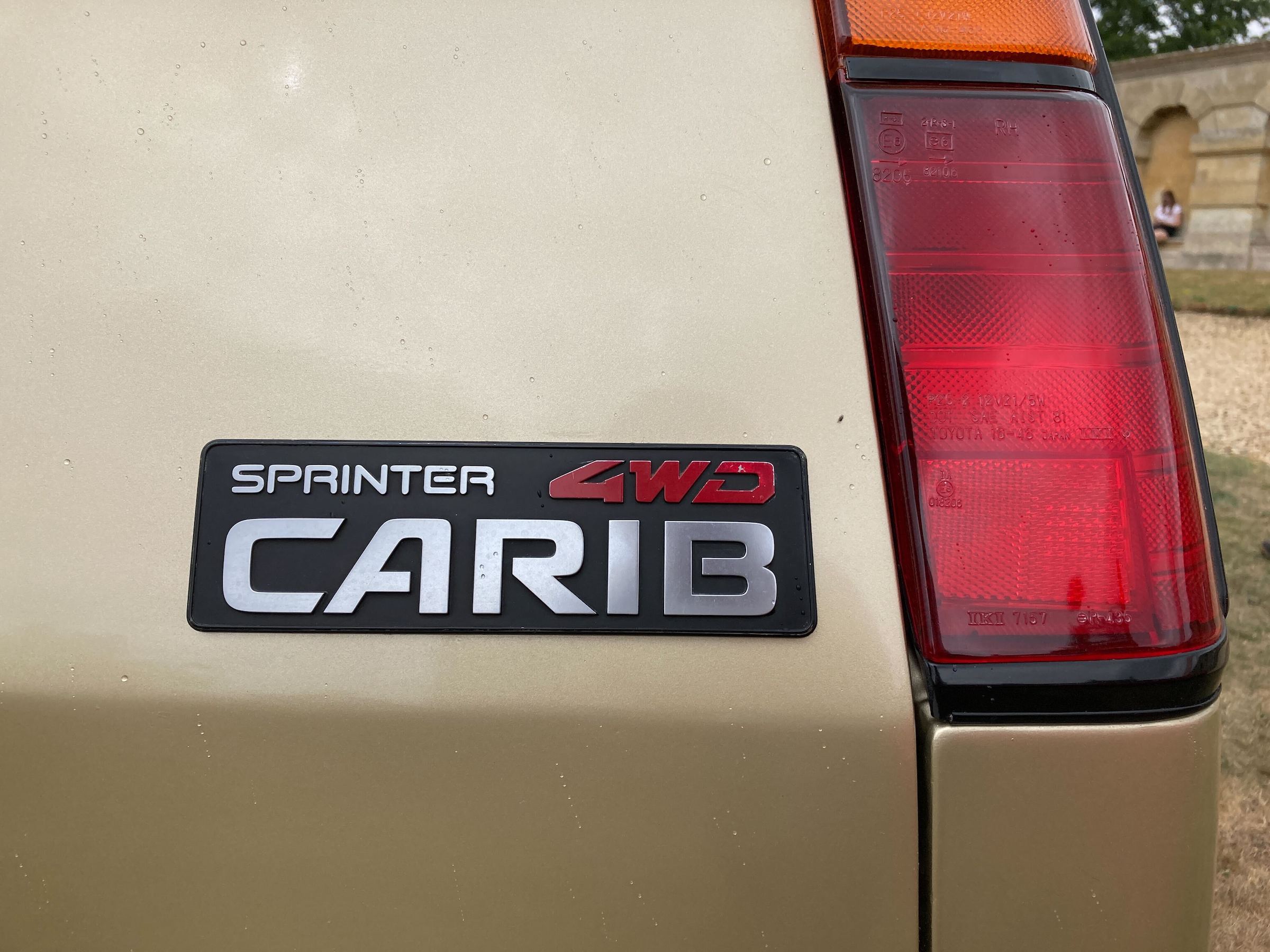 Toyota Sprinter Carib badge