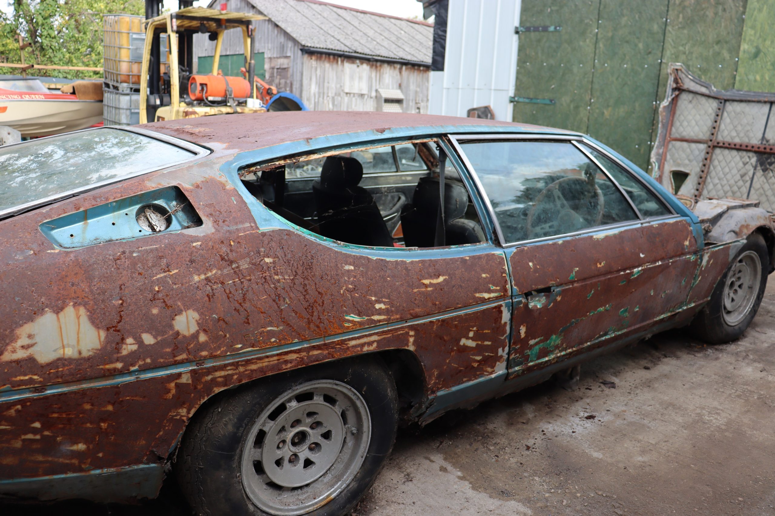 Lamborghini Espada patina