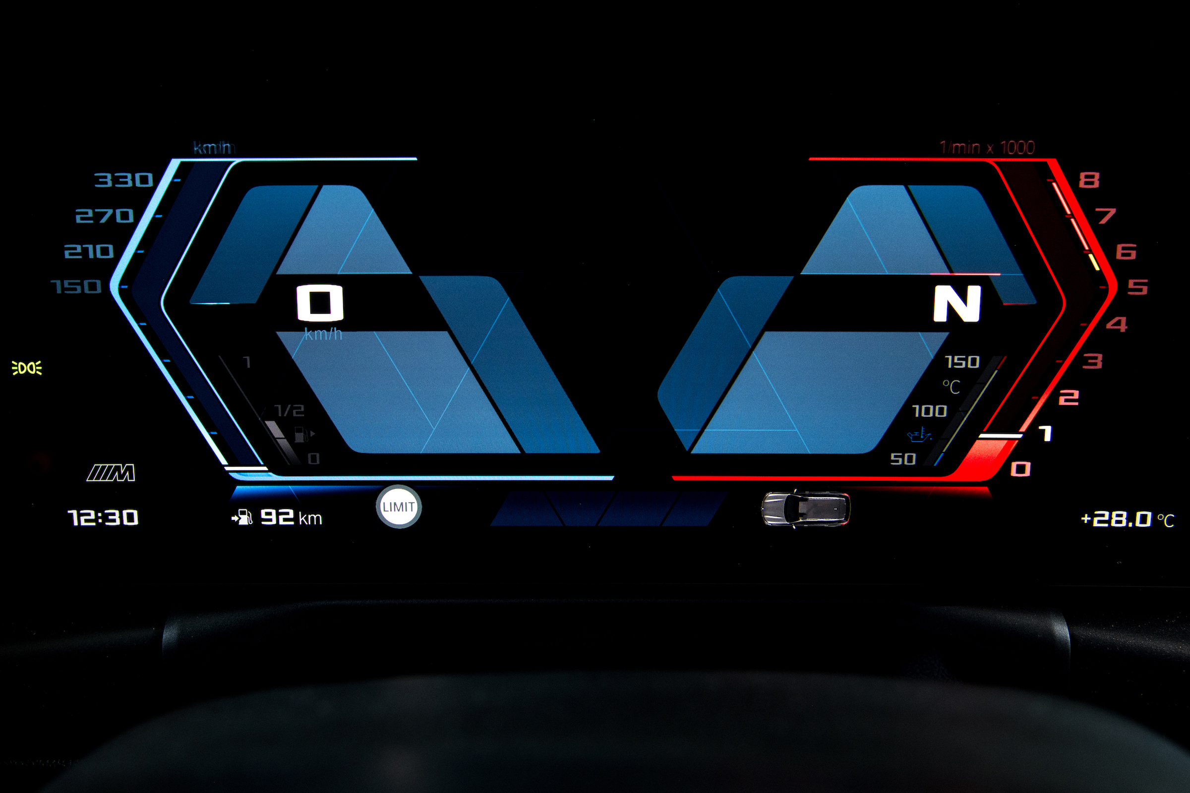 BMW M2 dials
