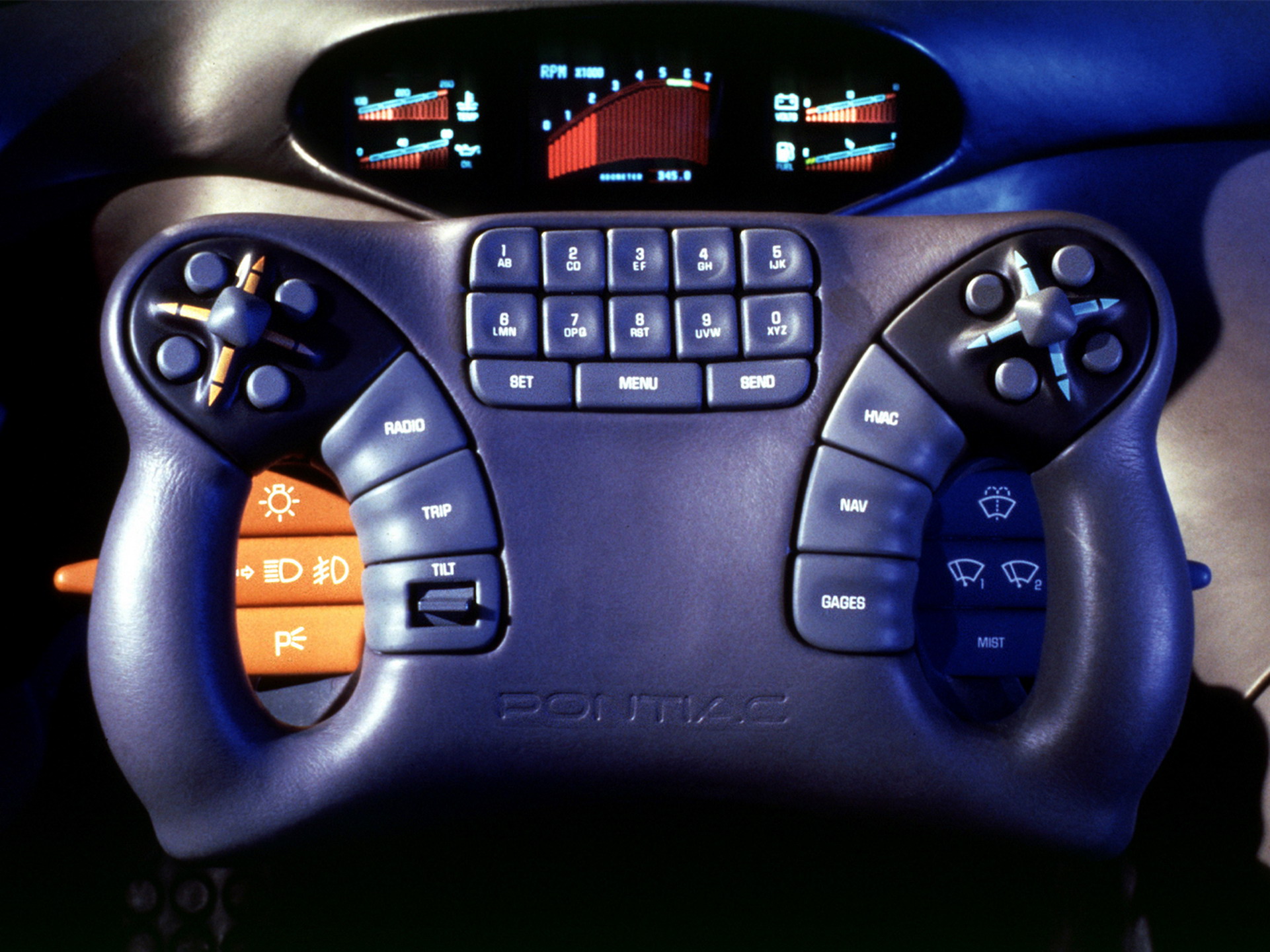 Pontiac Pursuit concept interior