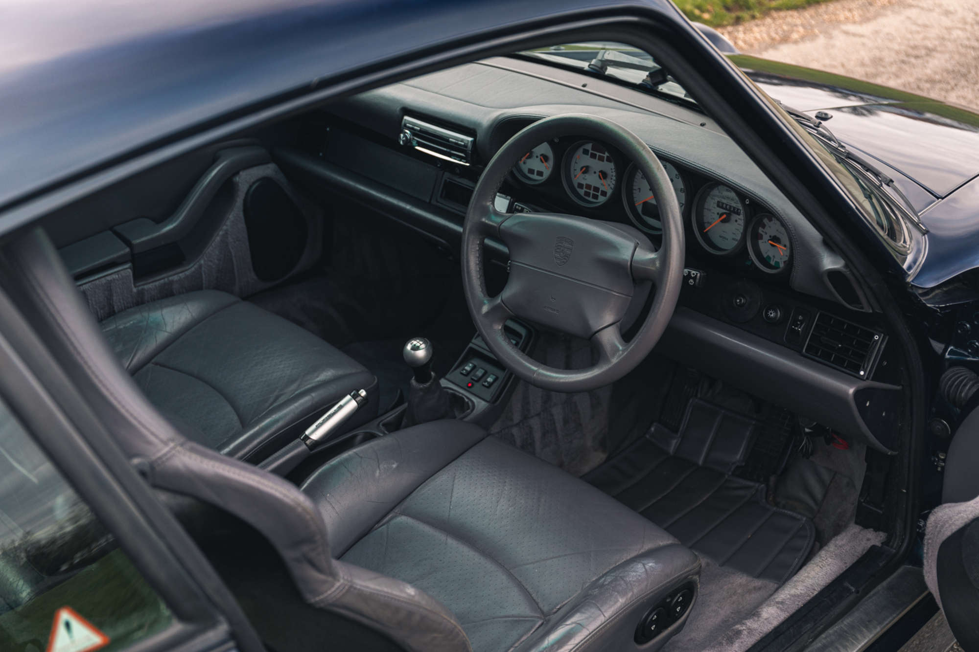 Porsche 993 Turbo interior