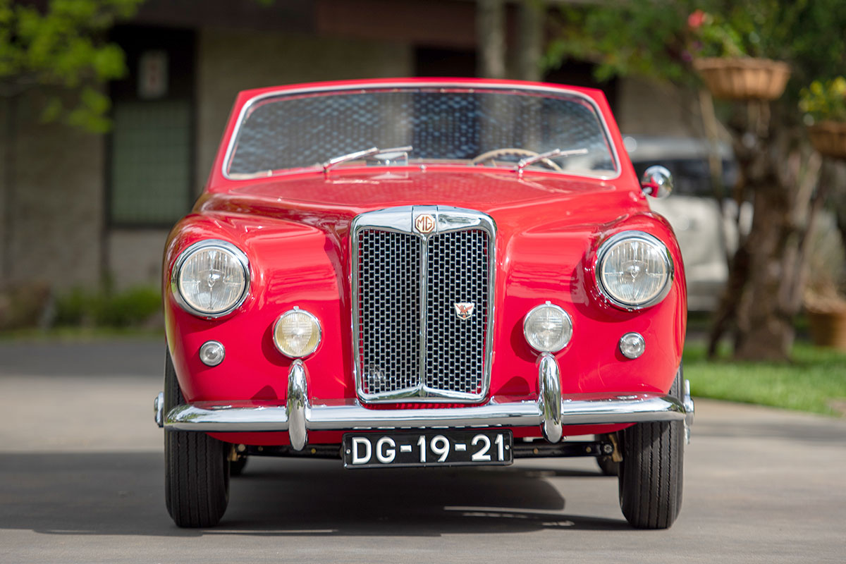 1952 Arnolt MG coupe