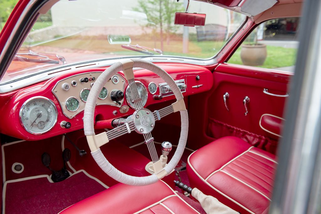 Arnolt MG coupe interior