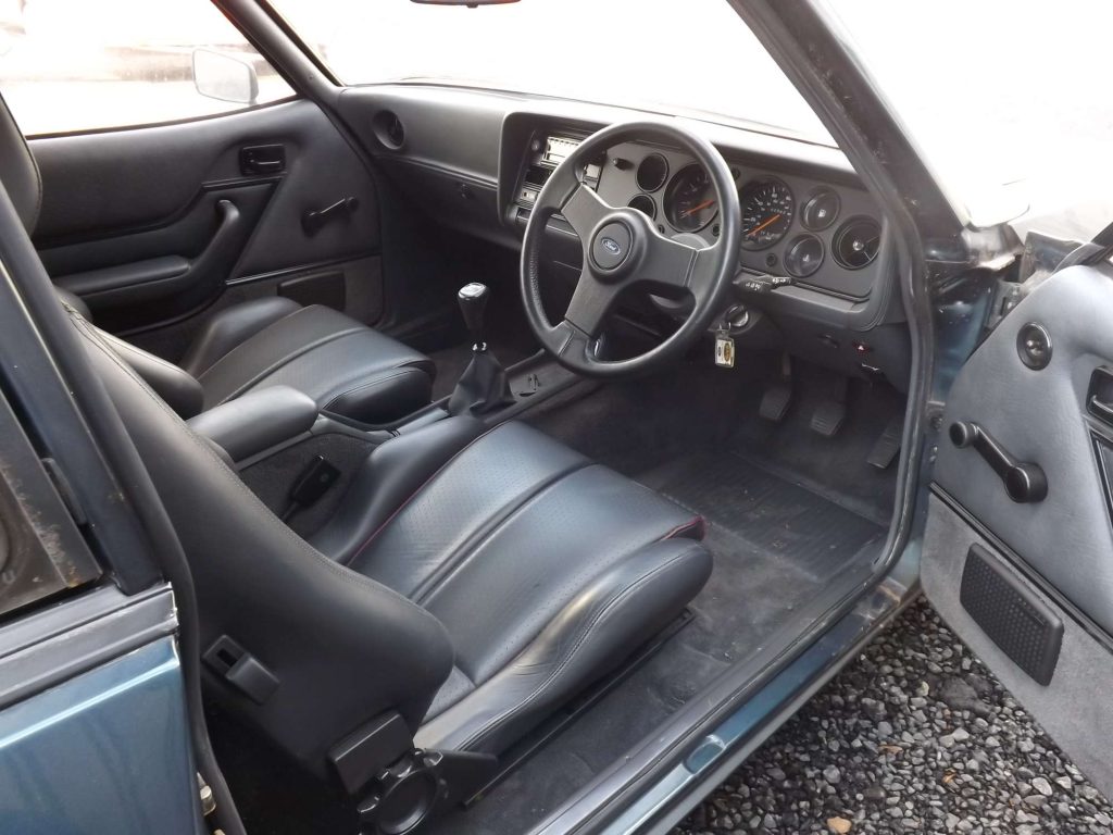 Ford Capri 280 interior