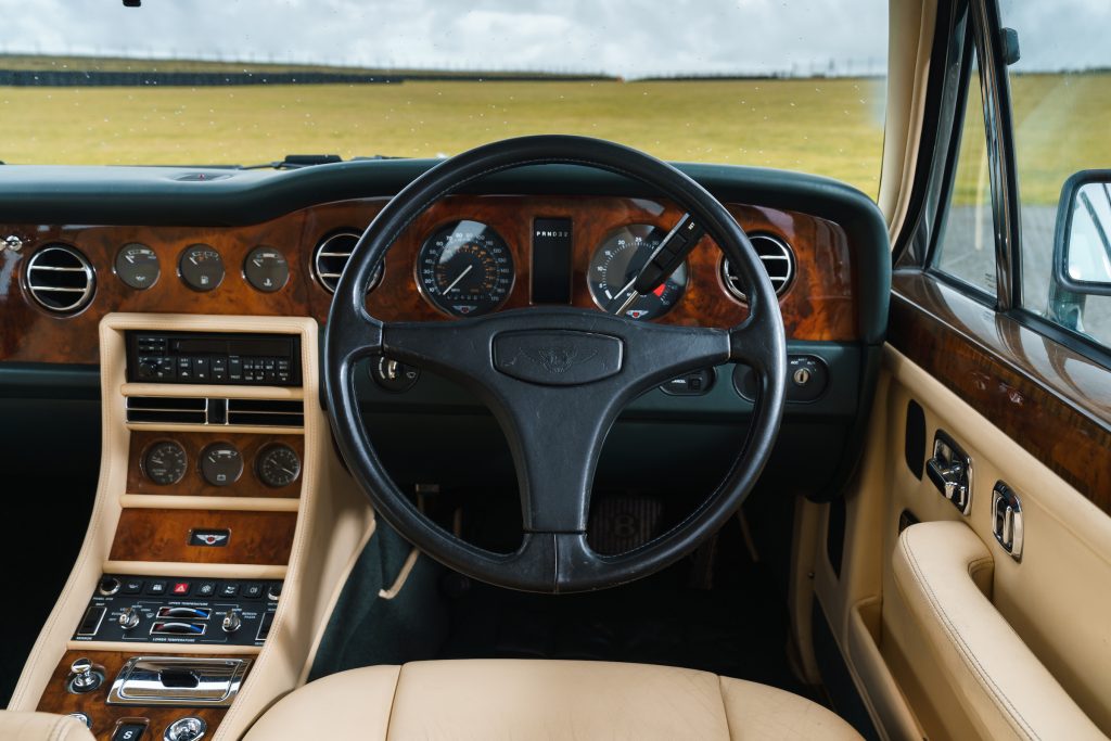 Bentley Turbo R interior