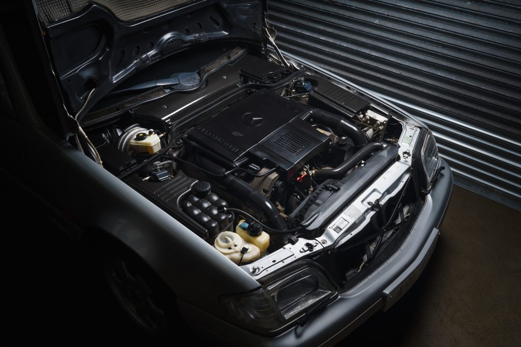 Mercedes-Benz SL500 R129 engine
