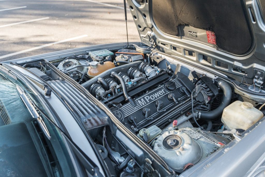 BMW M635CSi engine