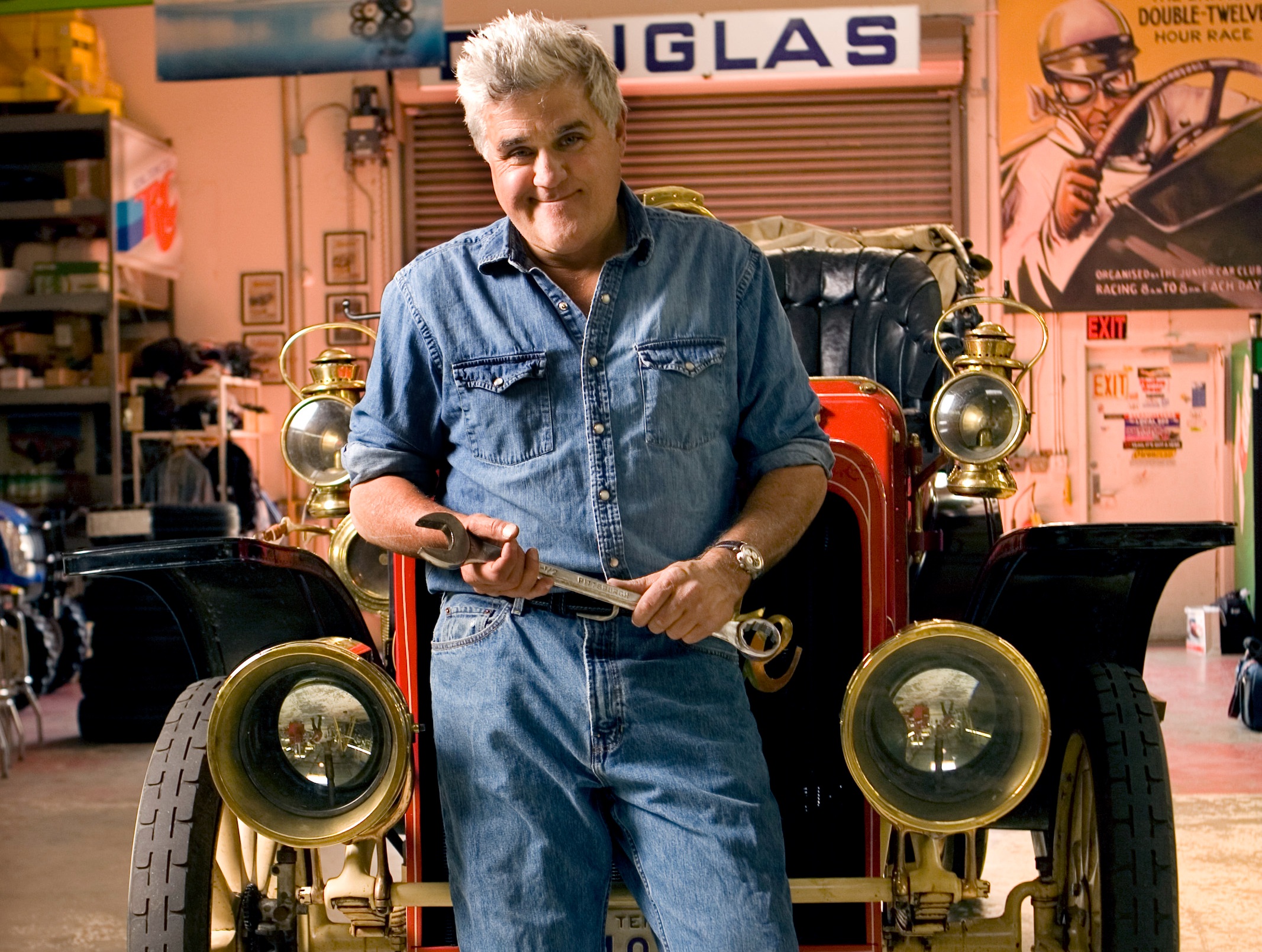 Jay Leno “could have died” in veteran car fire