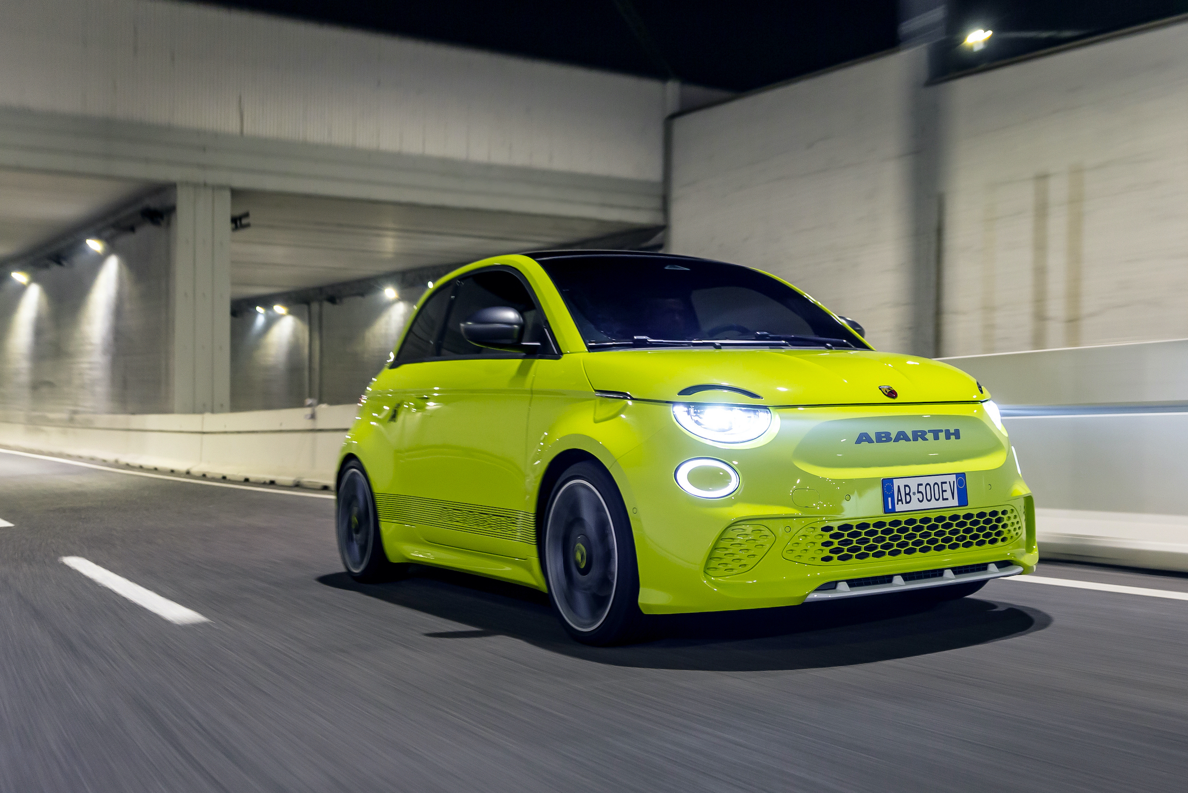 Not as quiet as you'd think: Electric Abarth 500e debuts