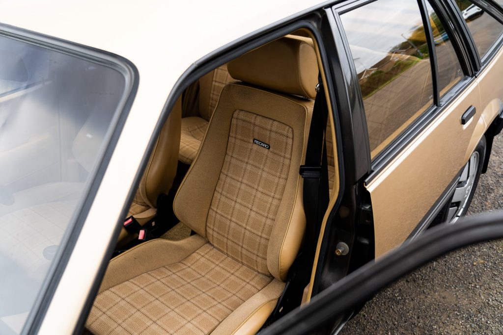 Vauxhall Cavalier SRi Recaro seats
