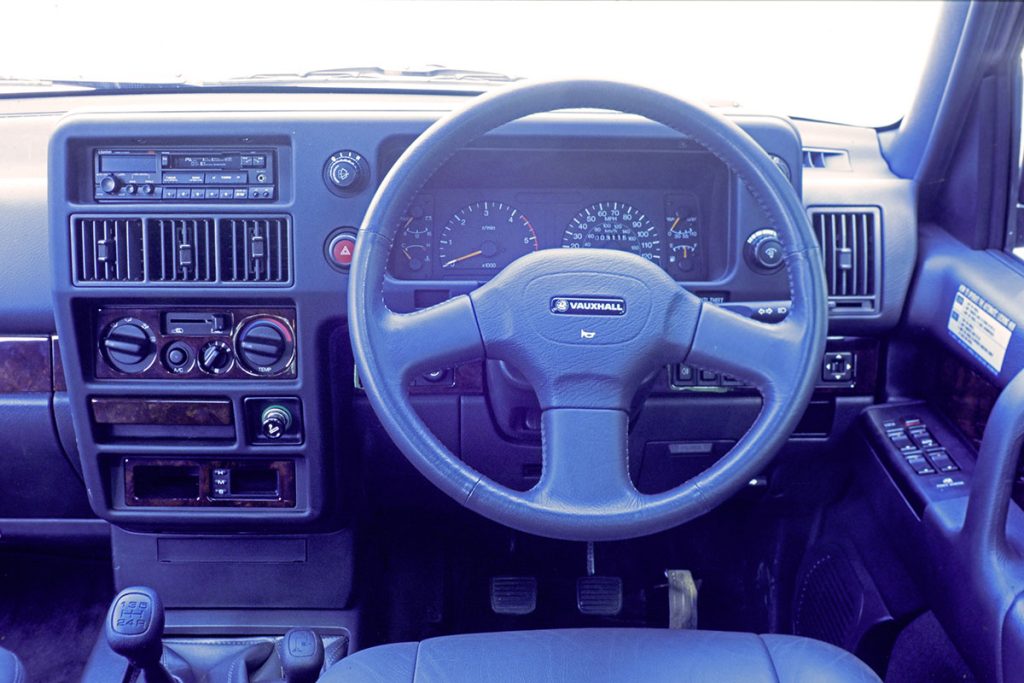 Vauxhall Monterey interior