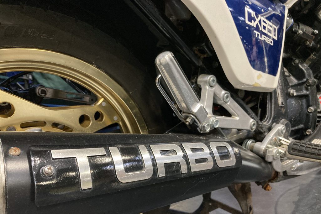 Honda CX650 Turbo exhaust