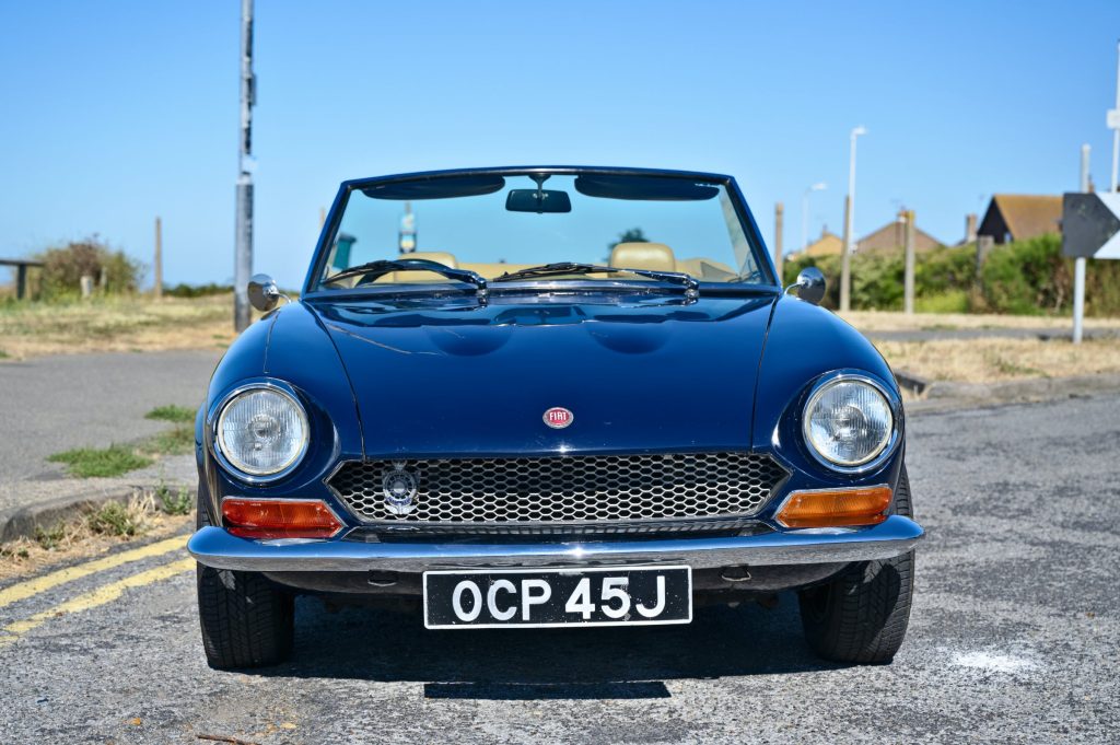 Fiat 124 Spider