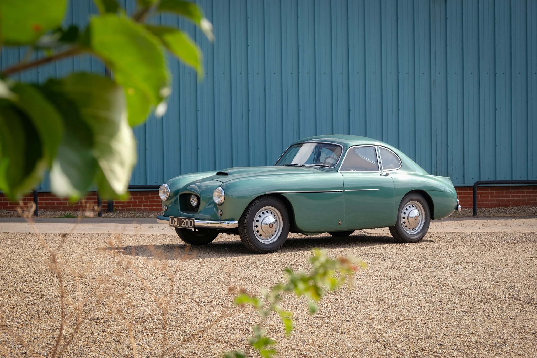 The Bristol 404 was ahead of its time – but the timing couldn't have been worse