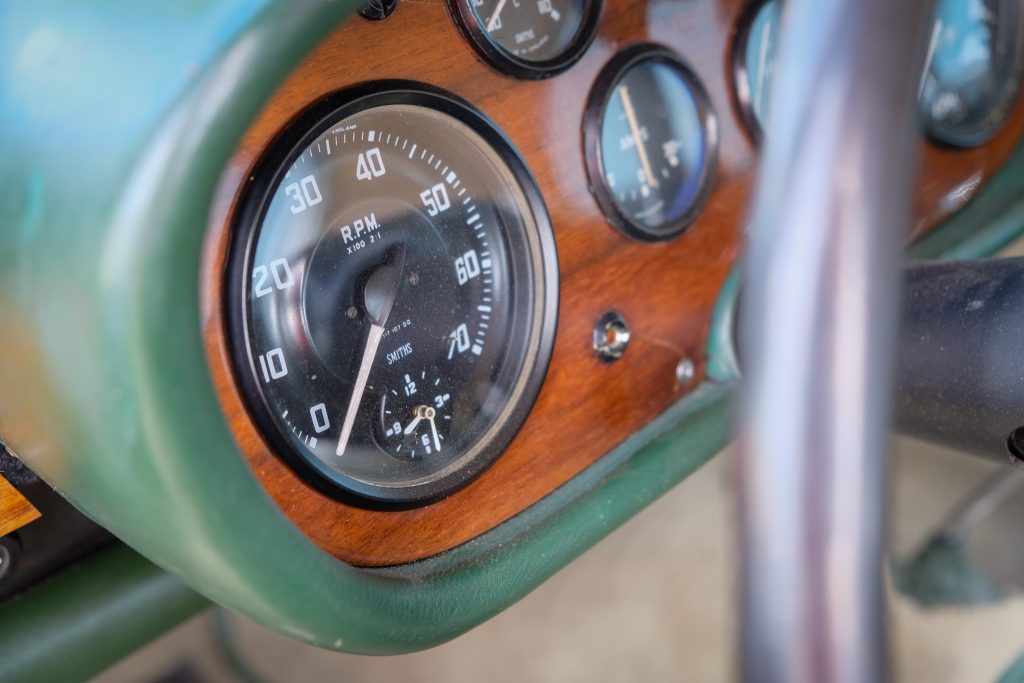 Bristol 404 Coupe dials