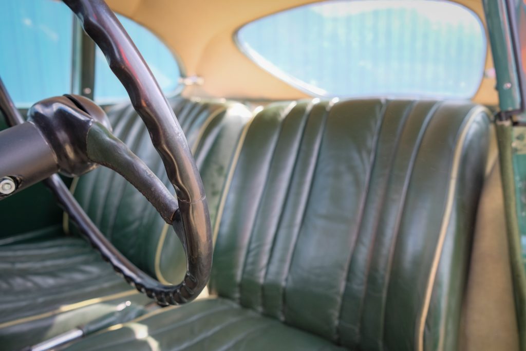 Bristol 404 Coupe seats