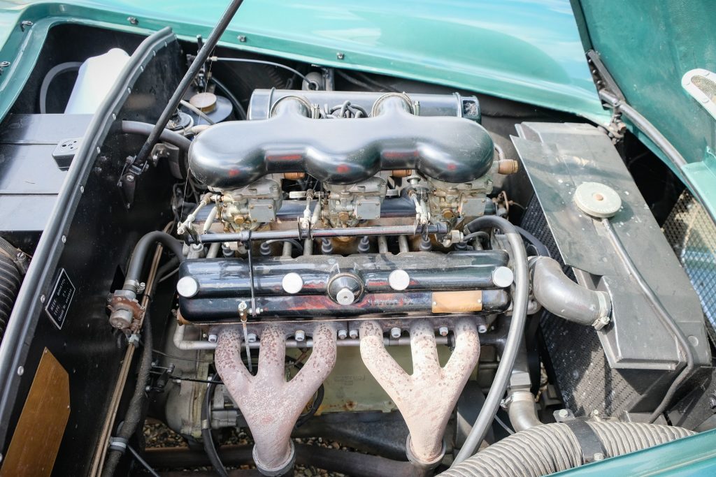 Bristol 404 Coupe six-cylinder engine