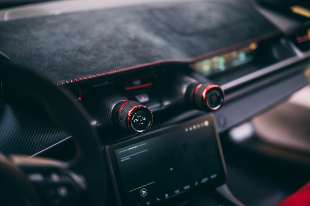 Rimac Nevera interior