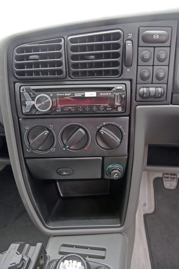 VW Corrado dashboard
