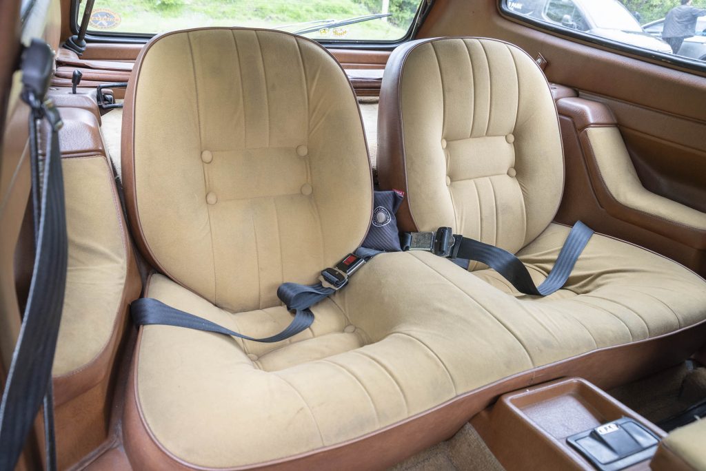 Reliant Scimitar GTE rear seats