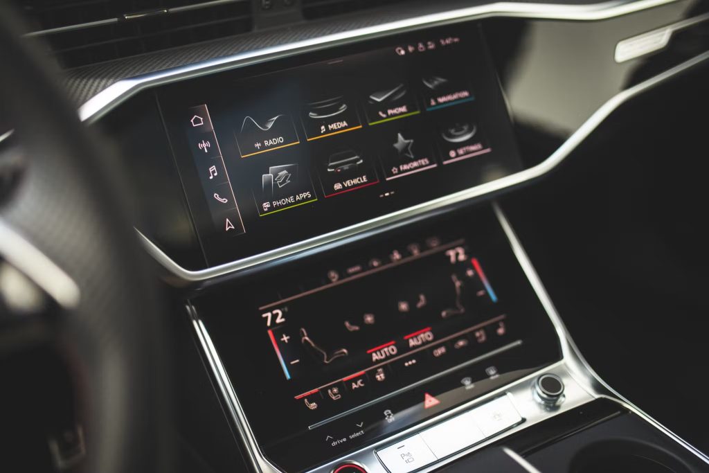 Touchscreens in the 2021 Audi RS7