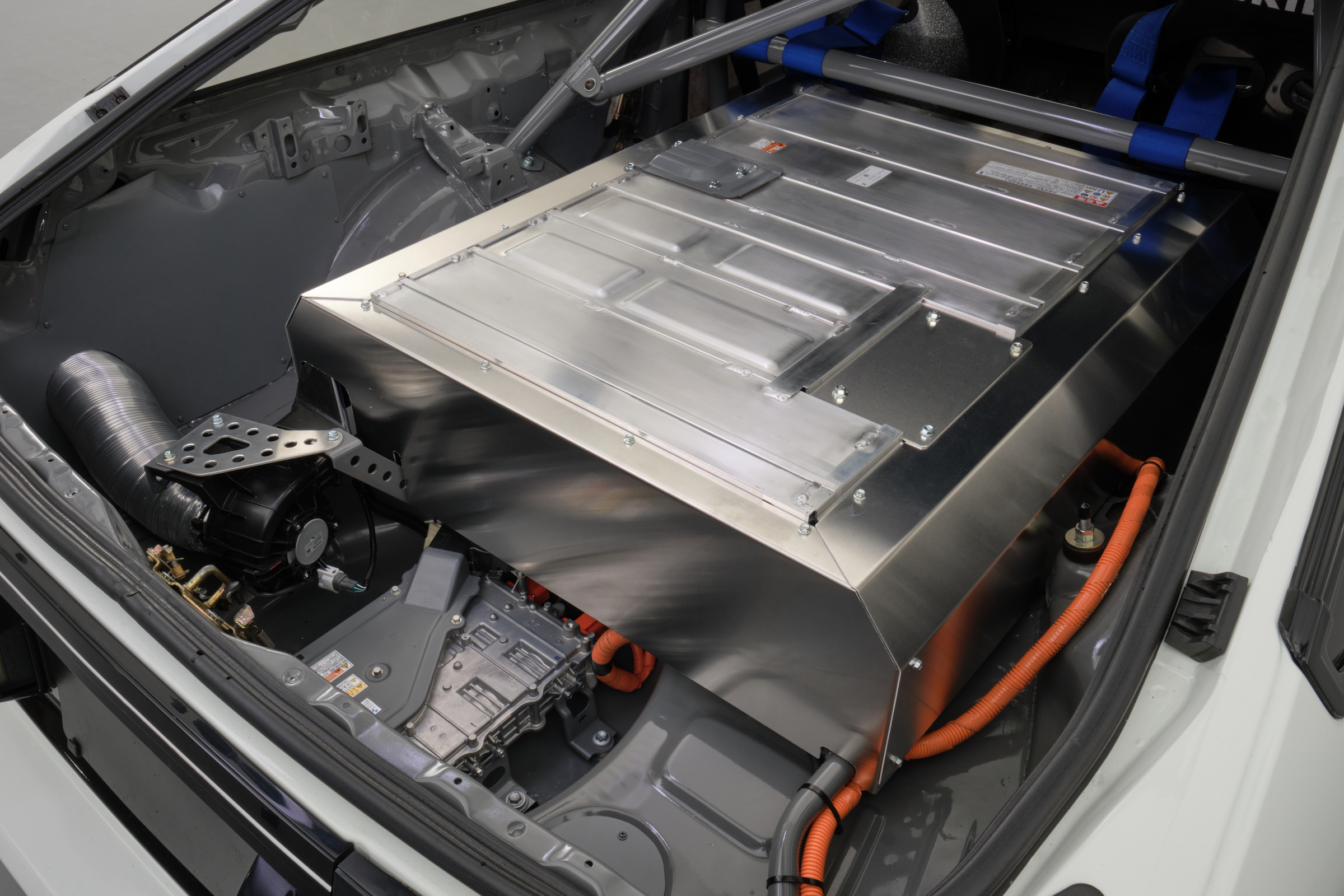 Toyota AE86 electric batteries