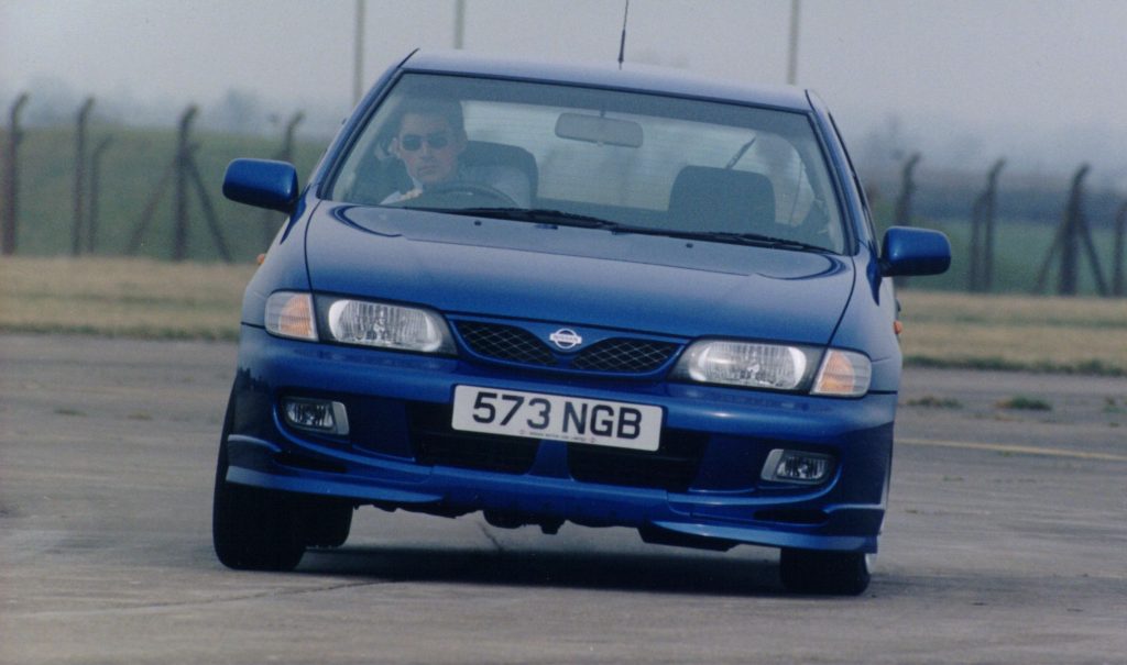 Nissan Almera GTi