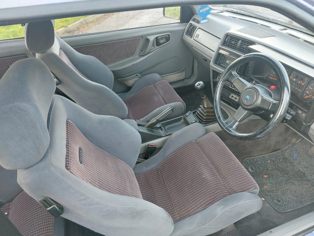 Ford Sierra RS Cosworth interior