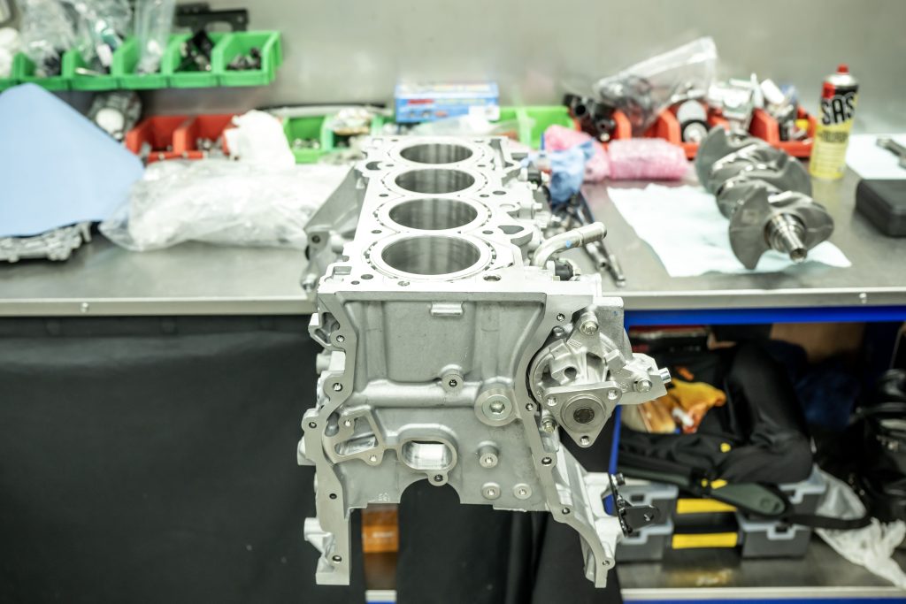 Building engines for Radical Sportscars