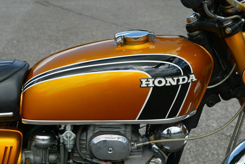 Honda CB250 K4 fuel tank