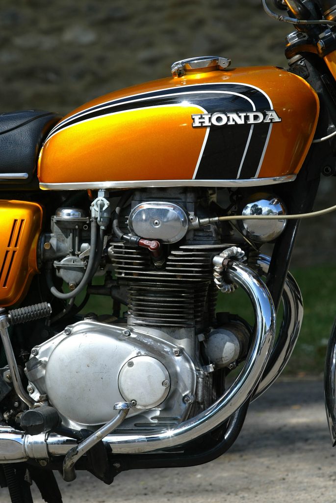 Honda CB250 K4 engine