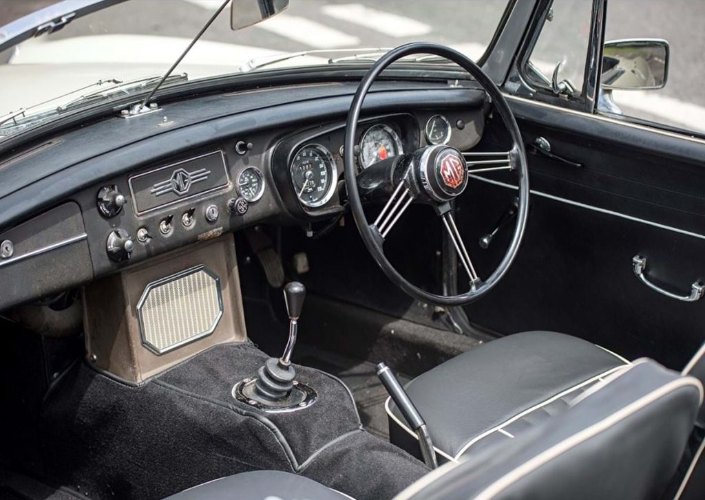 MGB Roadster interior