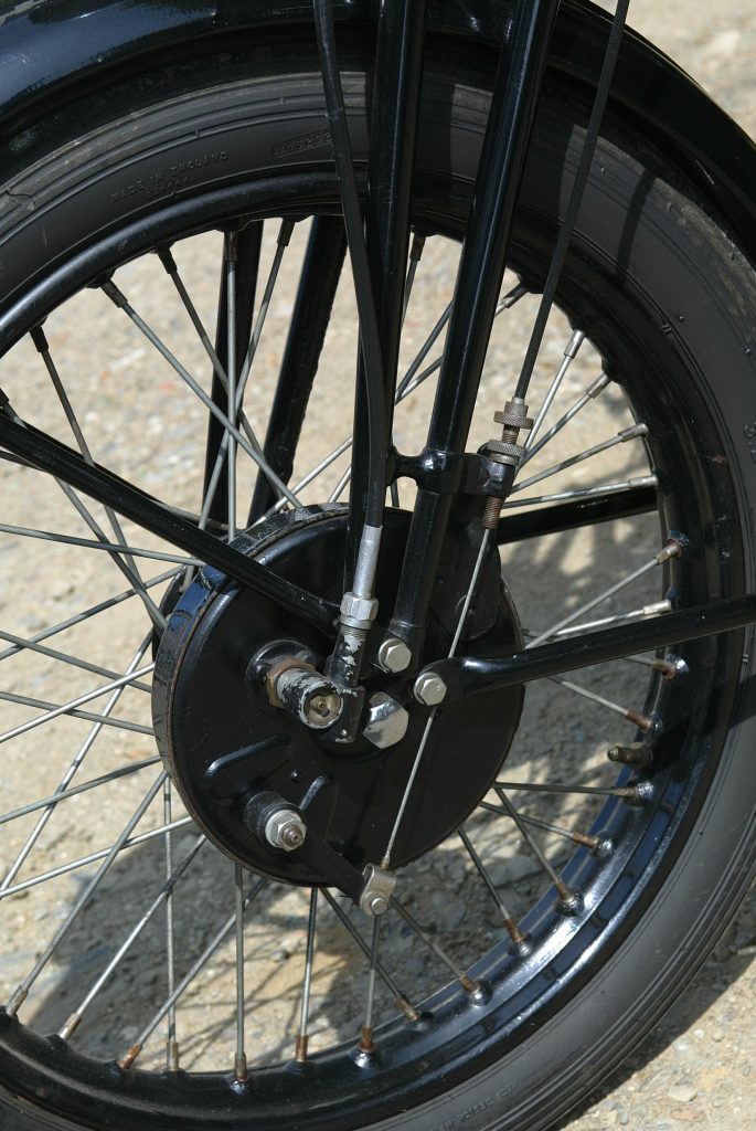 Norton Model 18 front wheel